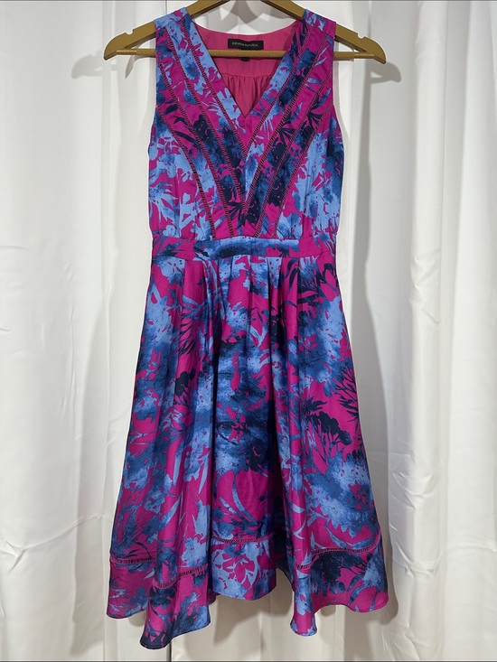 Banana Republic Dresses & Skirts - Banana Republic Petite 00 Floral Fit Flare Dress Pink Blue Sleeveless Party